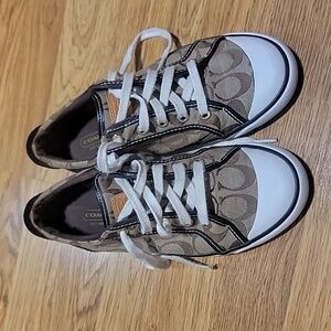 Coach Barret woman's shoes.